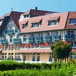 Renaissance Paris Hippodrome De St. Cloud