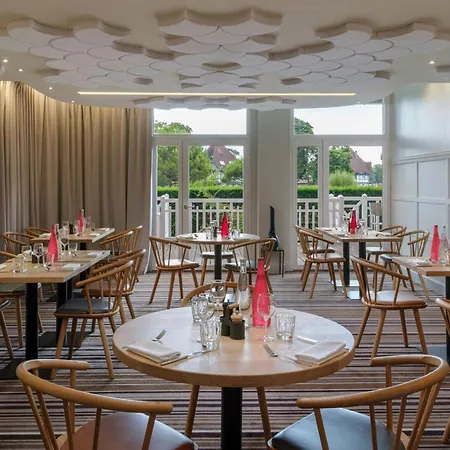 Renaissance Paris Hippodrome De St. Cloud Hotel
