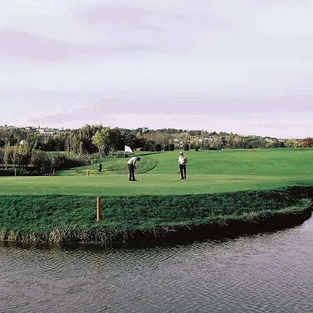 Hotel Renaissance Paris Hippodrome De St. Cloud 4*