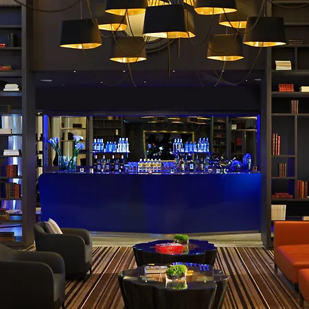 Renaissance Paris Hippodrome De St. Cloud מלון 4*
