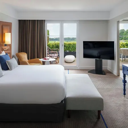 Hotel Renaissance Paris Hippodrome De St. Cloud