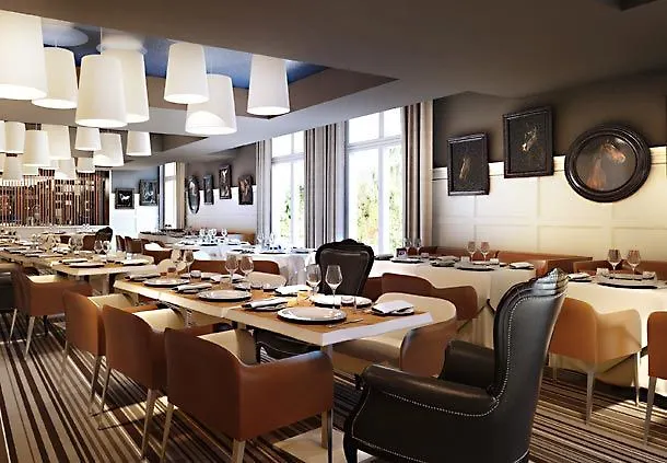 Renaissance Paris Hippodrome De St. Cloud