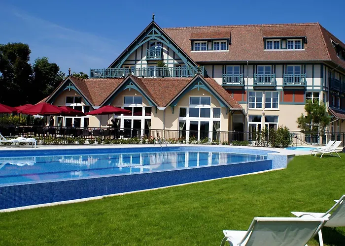 Renaissance Paris Hippodrome De St. Cloud Rueil-Malmaison