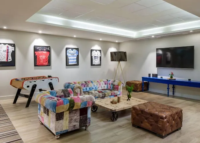 Renaissance Paris Hippodrome De St. Cloud 4*