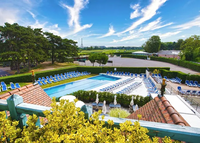 Renaissance Paris Hippodrome De St. Cloud Hotel 4*