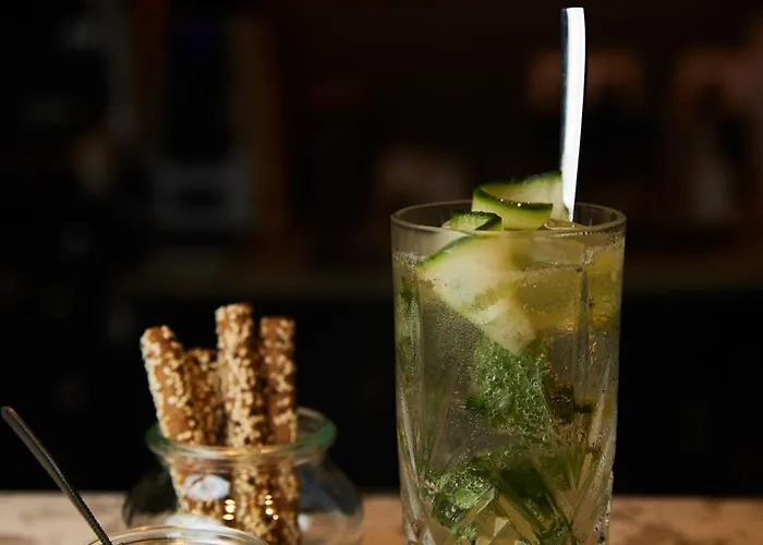 Hotel Renaissance Paris Hippodrome De St. Cloud 4*