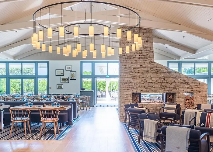 Renaissance Paris Hippodrome De St. Cloud Rueil-Malmaison