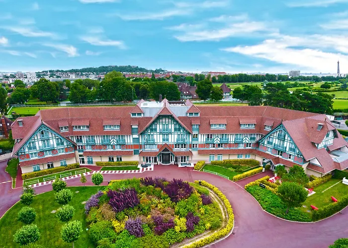 Renaissance Paris Hippodrome De St. Cloud 4*