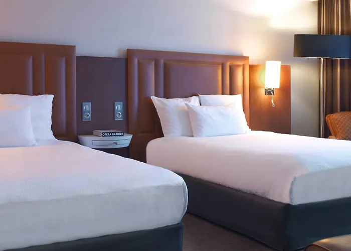 Renaissance Paris Hippodrome De St. Cloud Hotel 4*