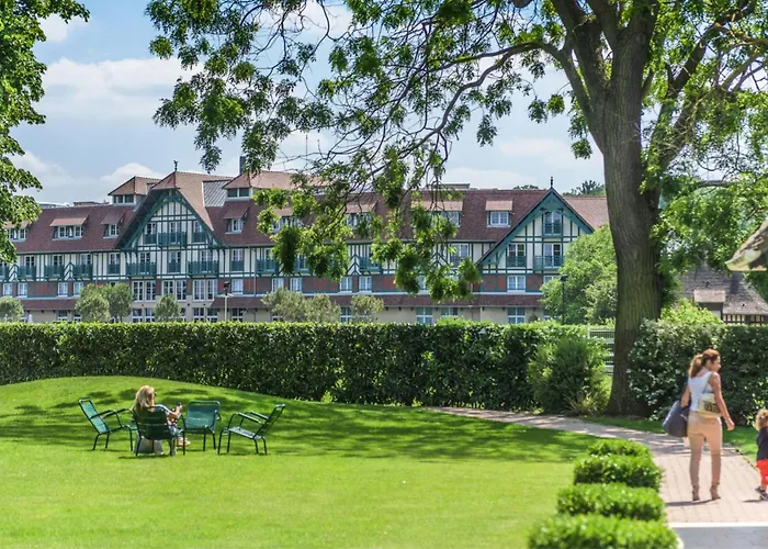 Hotel Renaissance Paris Hippodrome De St. Cloud